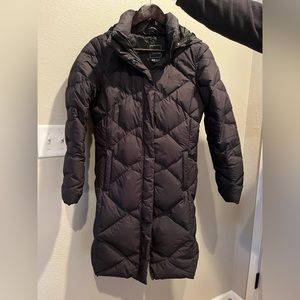Women’s small black north face long winter coat